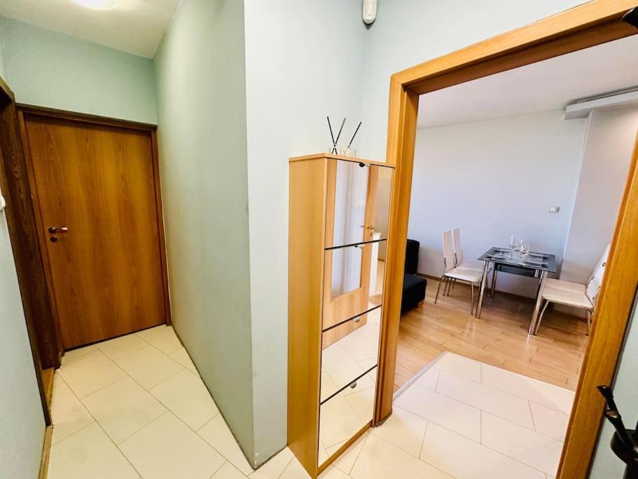 Student Town 1Bdr Apt Sofia Eksteriør bilde